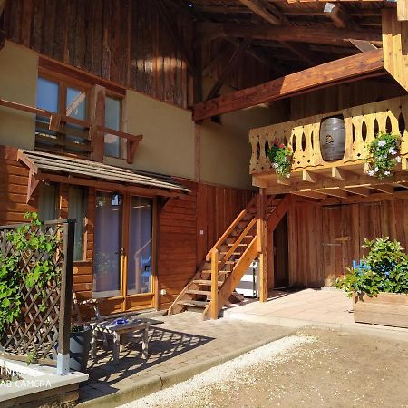 La Posada Hotel Ambierle Bagian luar foto
