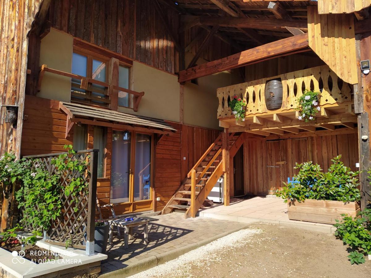 La Posada Hotel Ambierle Bagian luar foto